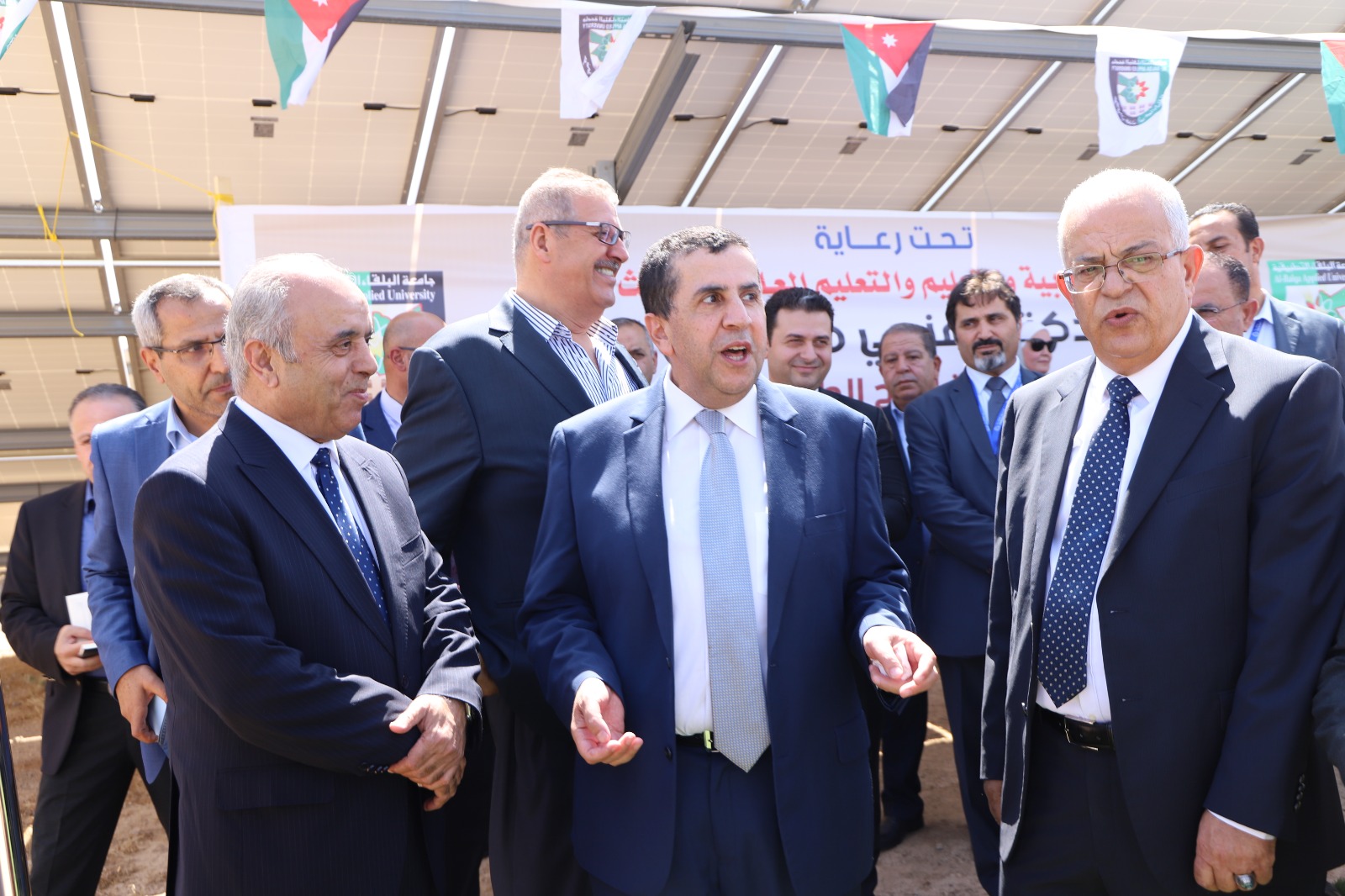 Madar Al-Saa Images 0.1439766158116762