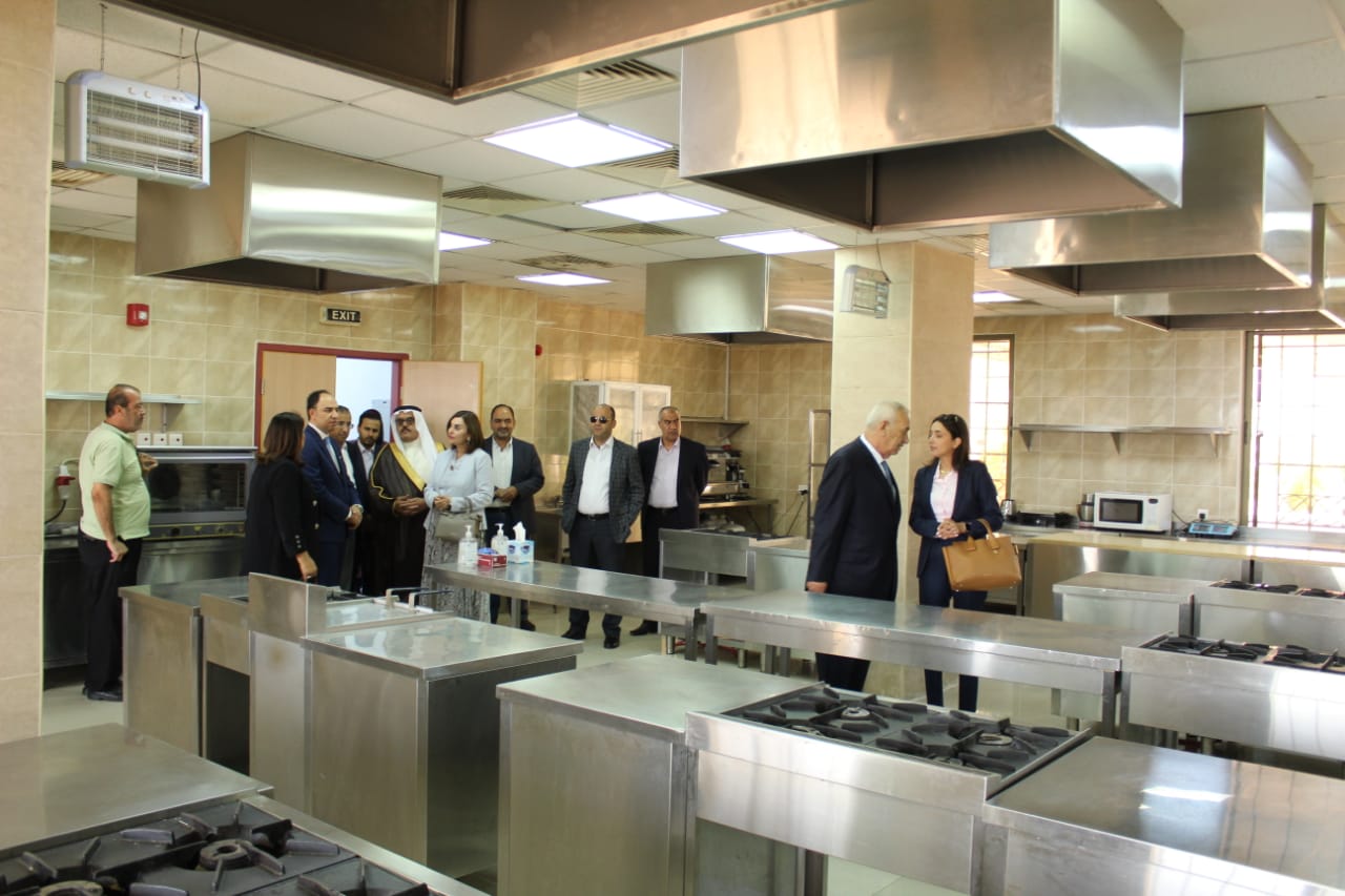 Madar Al-Saa Images 0.4372946251777907