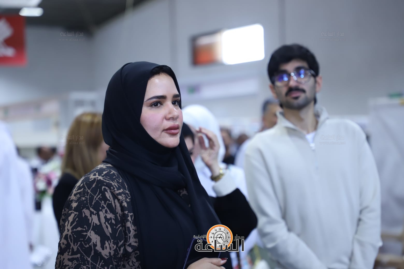 Madar Al-Saa Images 0.02352454422189687