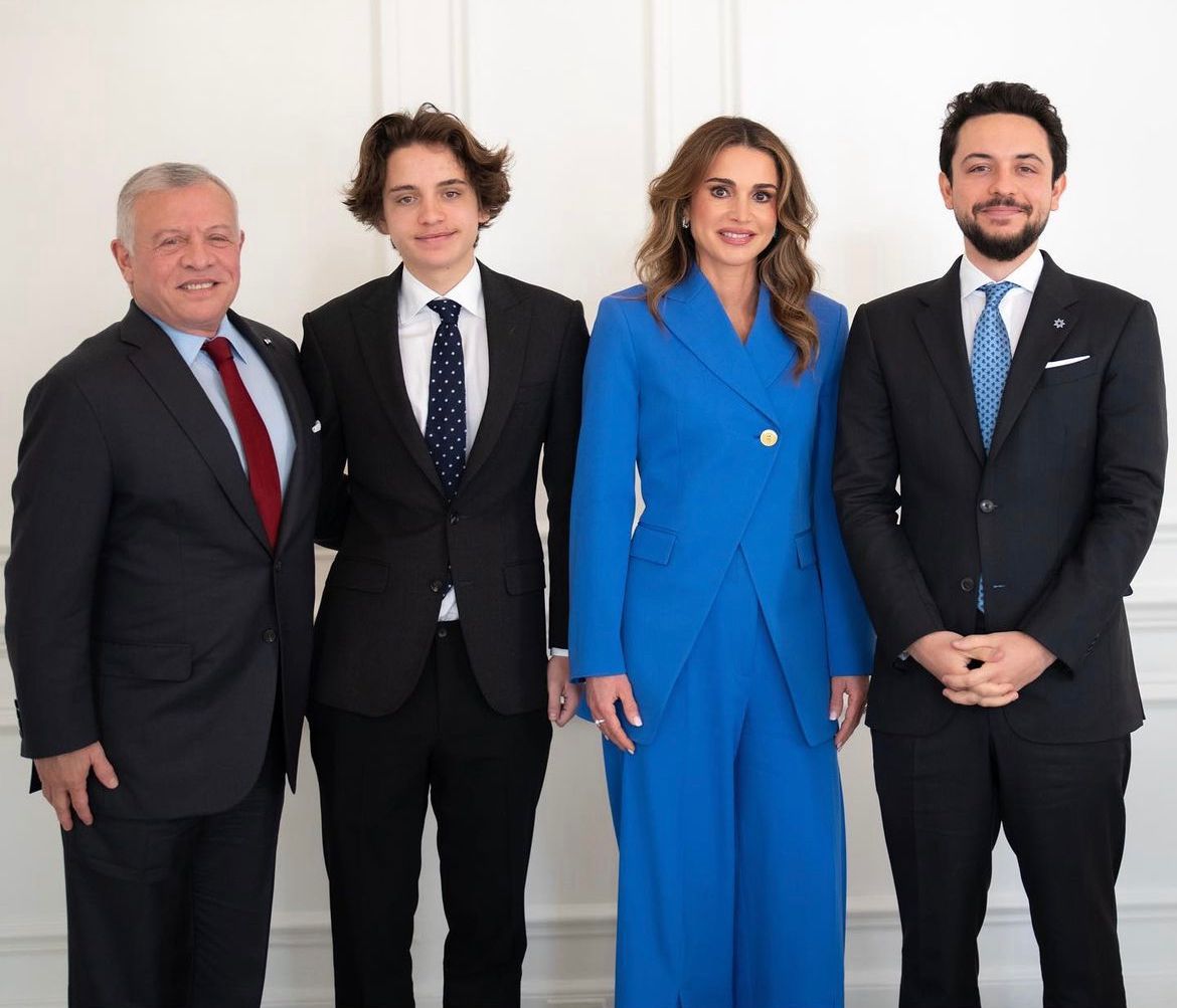 Madar Al-Saa Images 0.24865025784413342