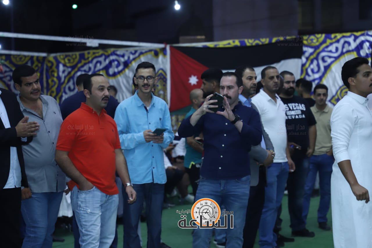 Madar Al-Saa Images 0.6445745537392538