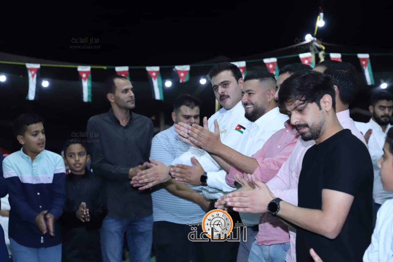 Madar Al-Saa Images 0.6975195212324681