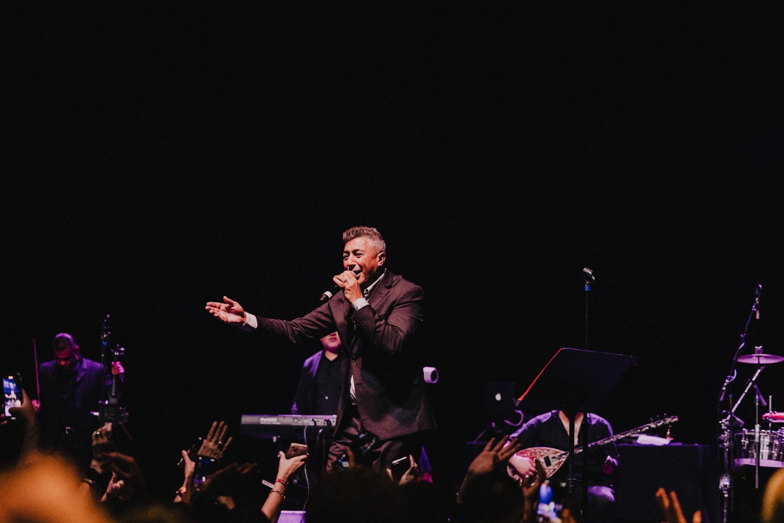 Madar Al-Saa Images 0.10463215297981732