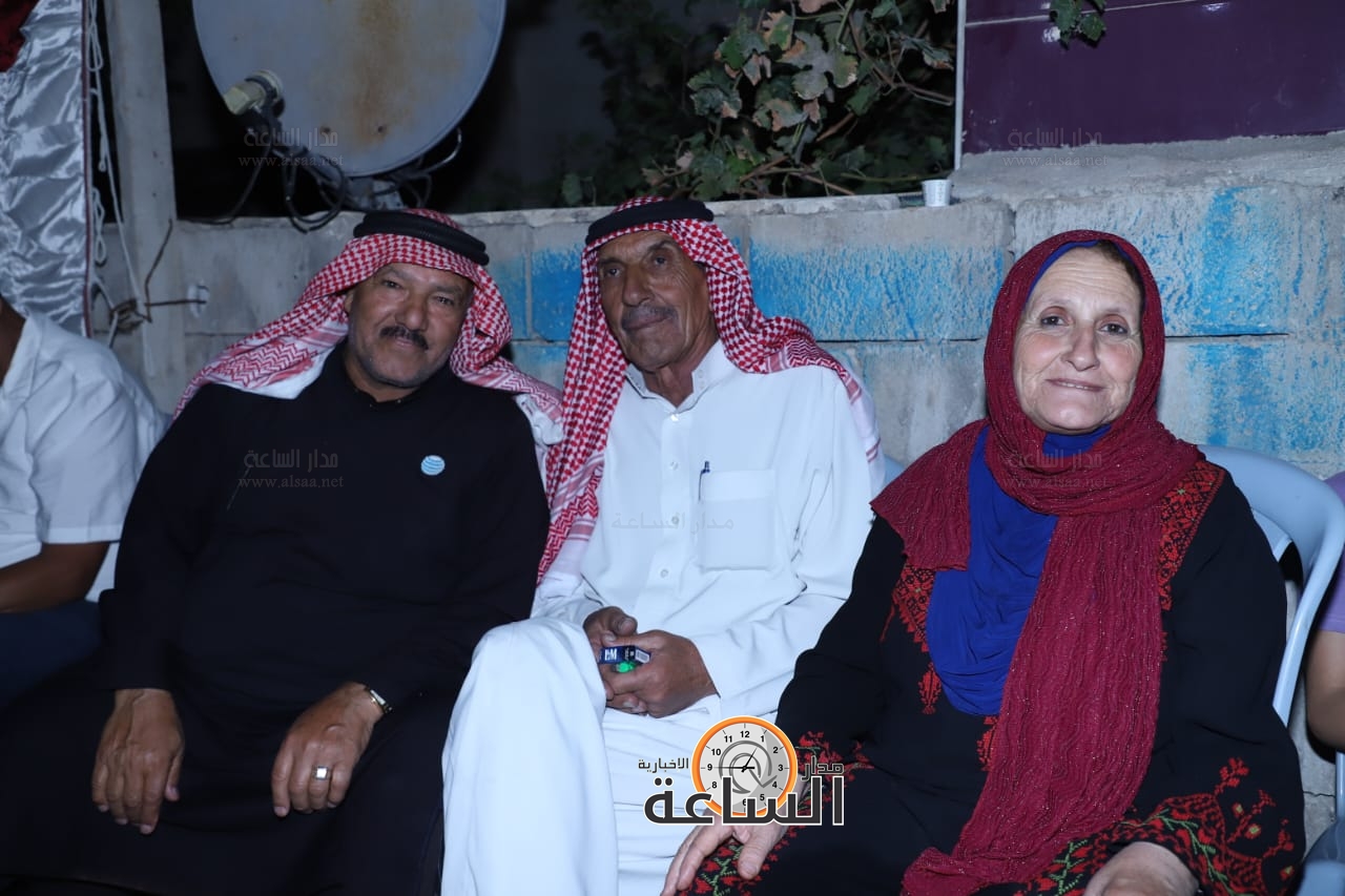 Madar Al-Saa Images 0.5109360310222175