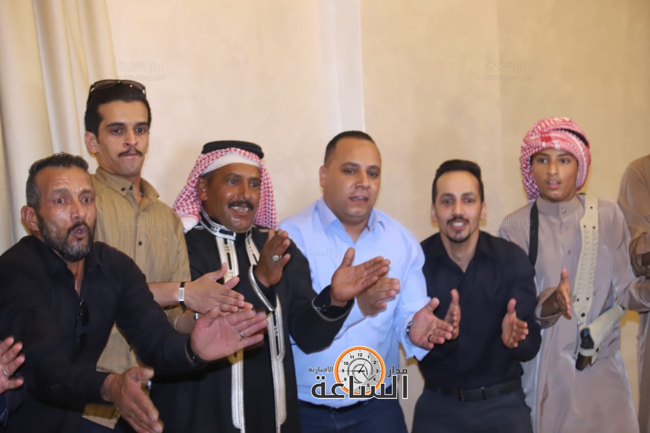 Madar Al-Saa Images 0.4108279573551714