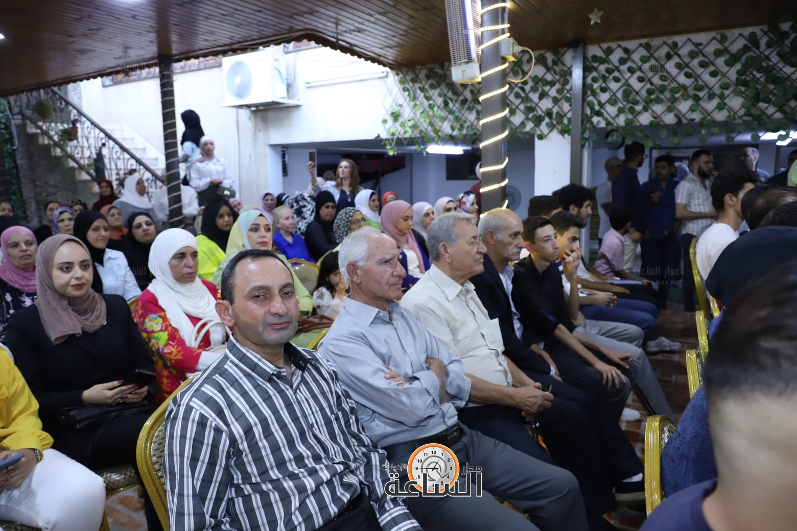 Madar Al-Saa Images 0.7759361727872527