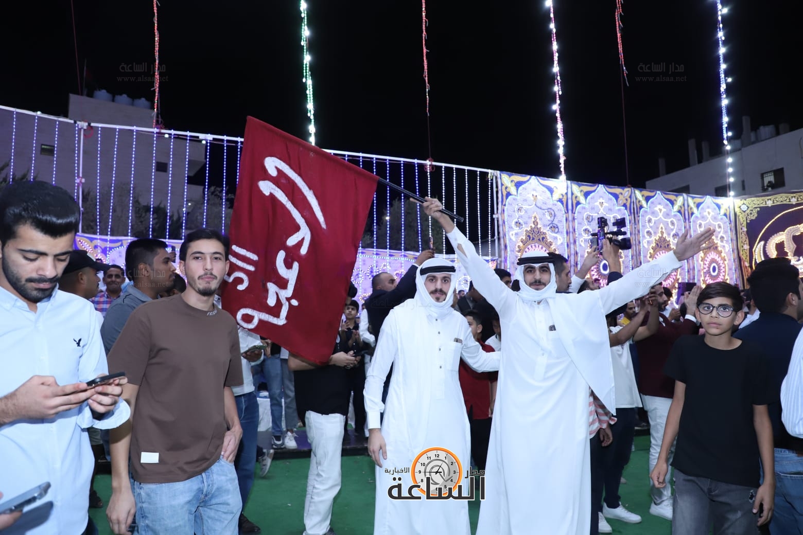 Madar Al-Saa Images 0.8405140924299993