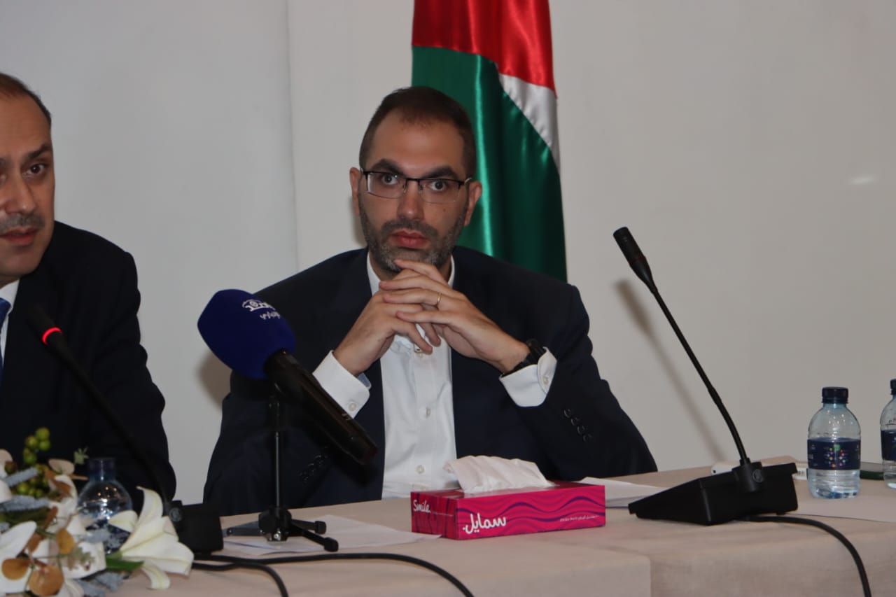 Madar Al-Saa Images 0.15016266233860387