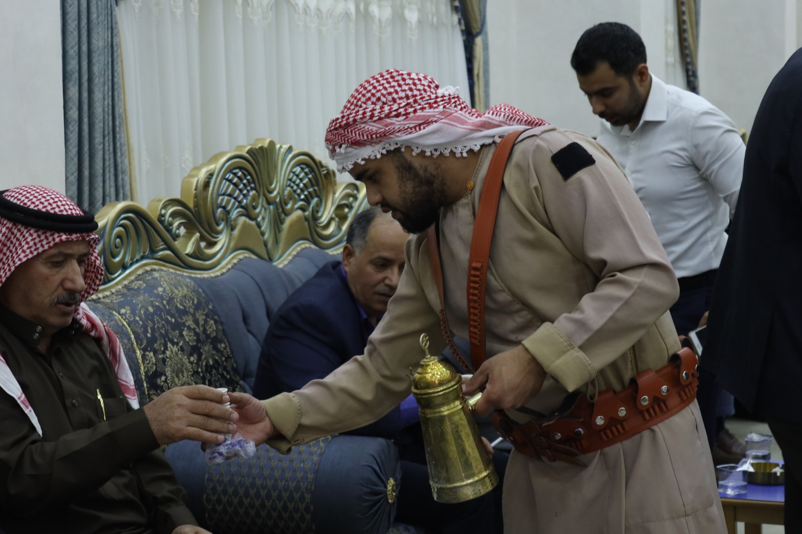 Madar Al-Saa Images 0.1420718186944765