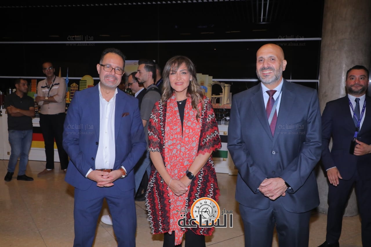 Madar Al-Saa Images 0.595556361539713