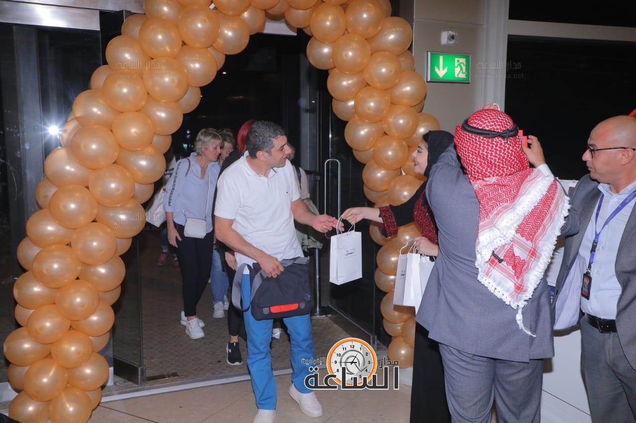 Madar Al-Saa Images 0.38520760059443604