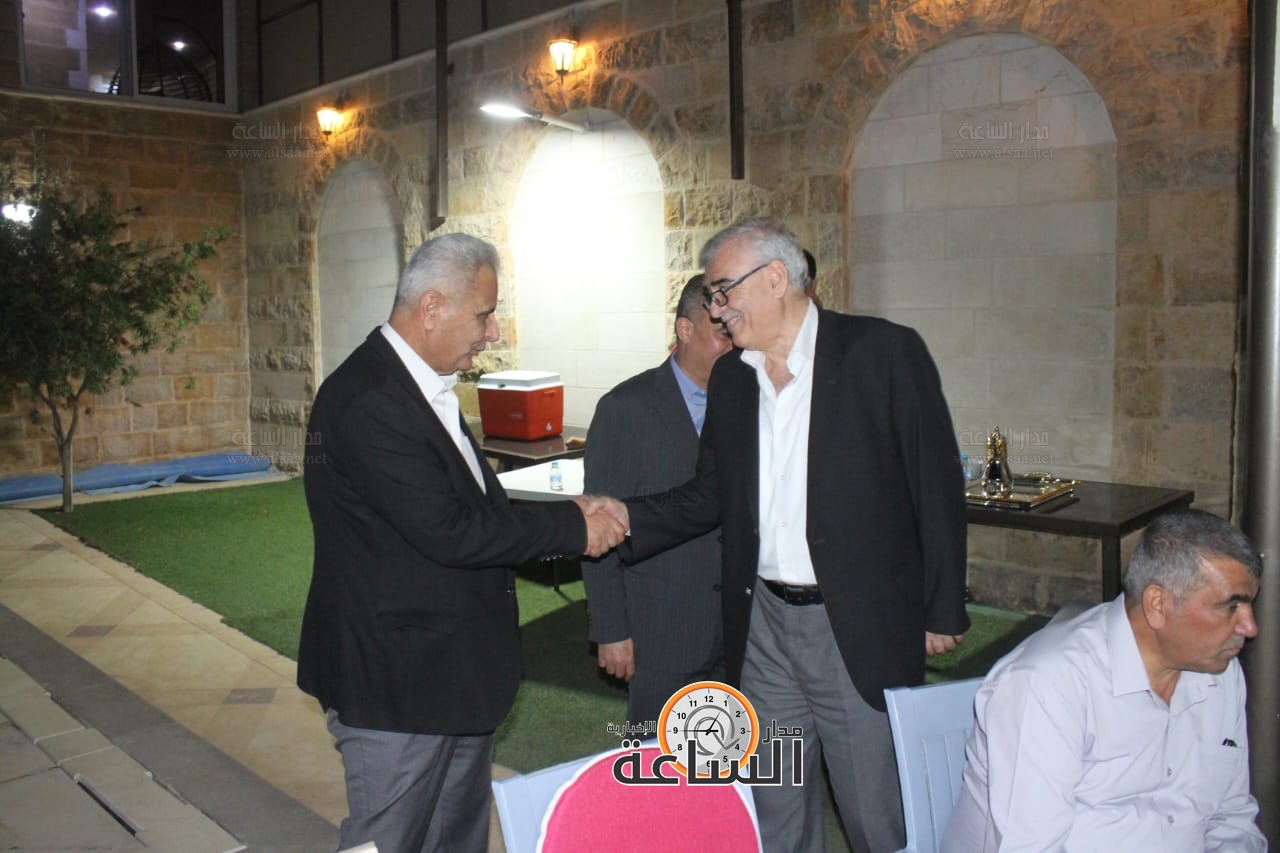 Madar Al-Saa Images 0.04305785551384844