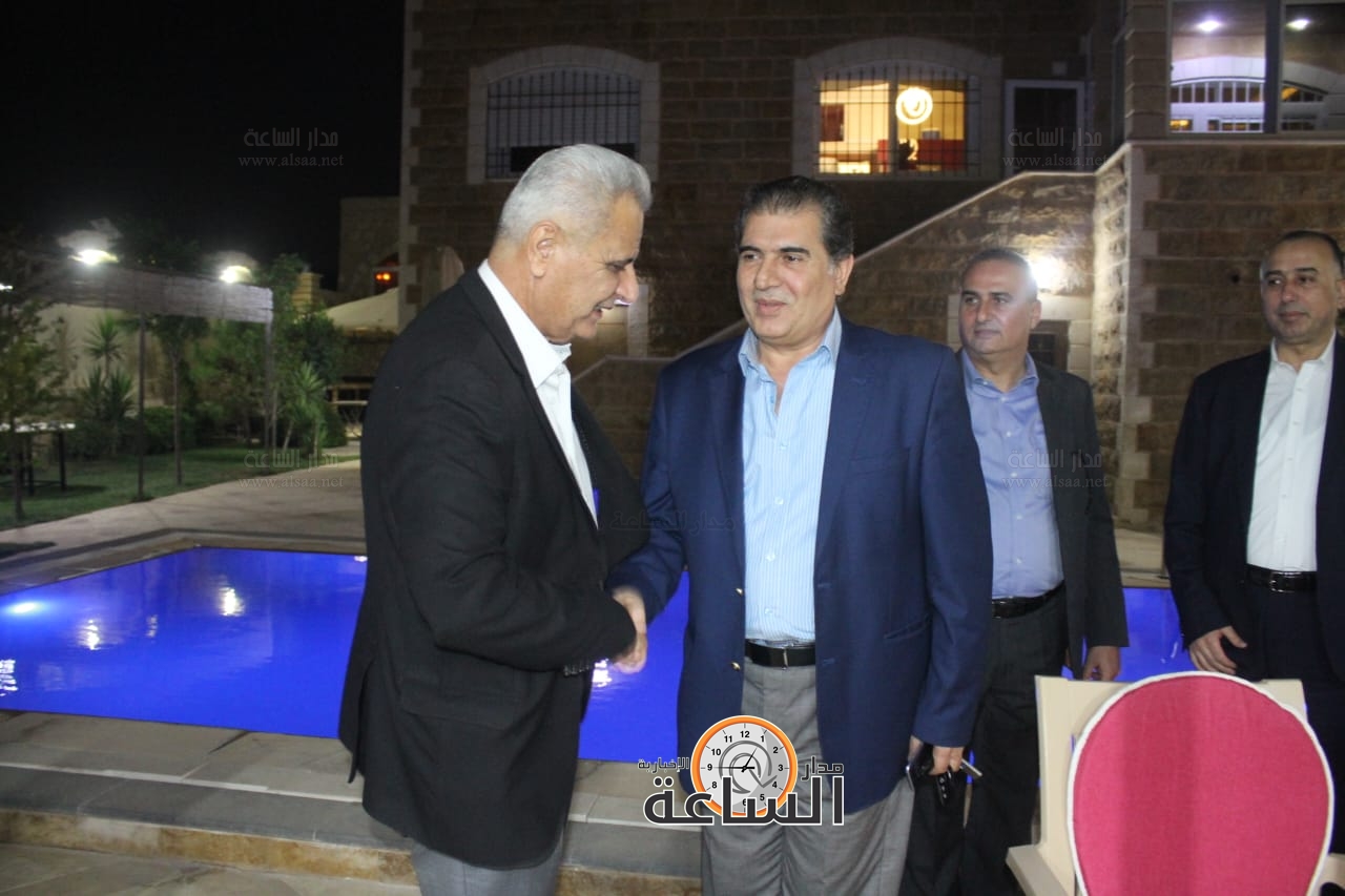 Madar Al-Saa Images 0.5872792152560432