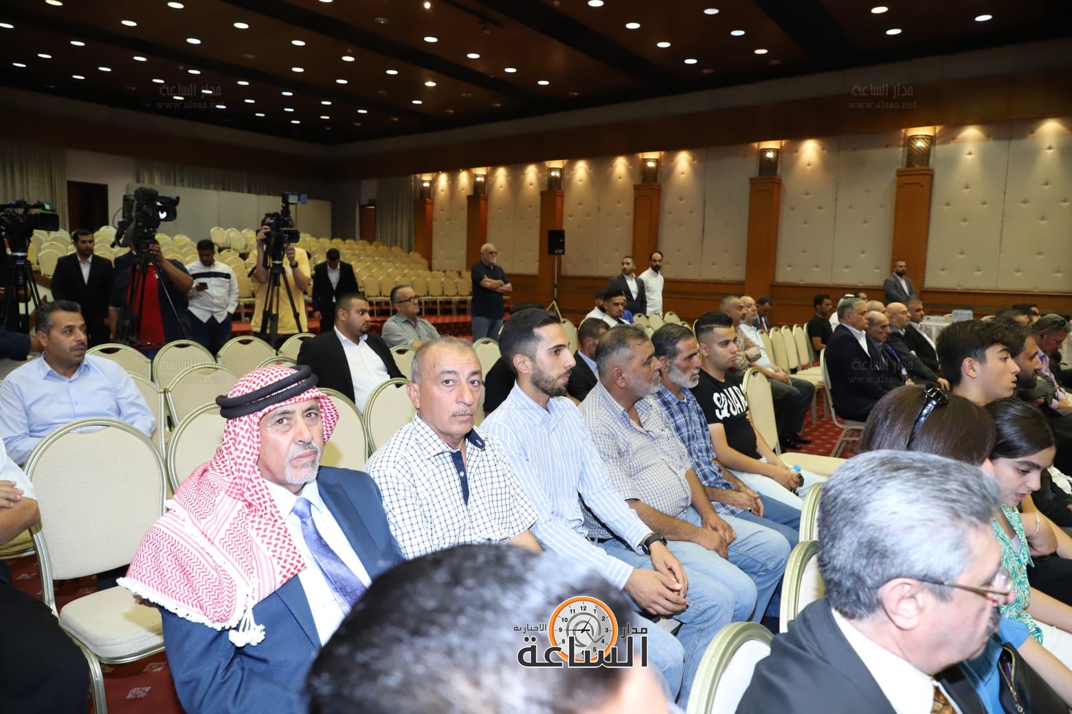 Madar Al-Saa Images 0.46815943425544404