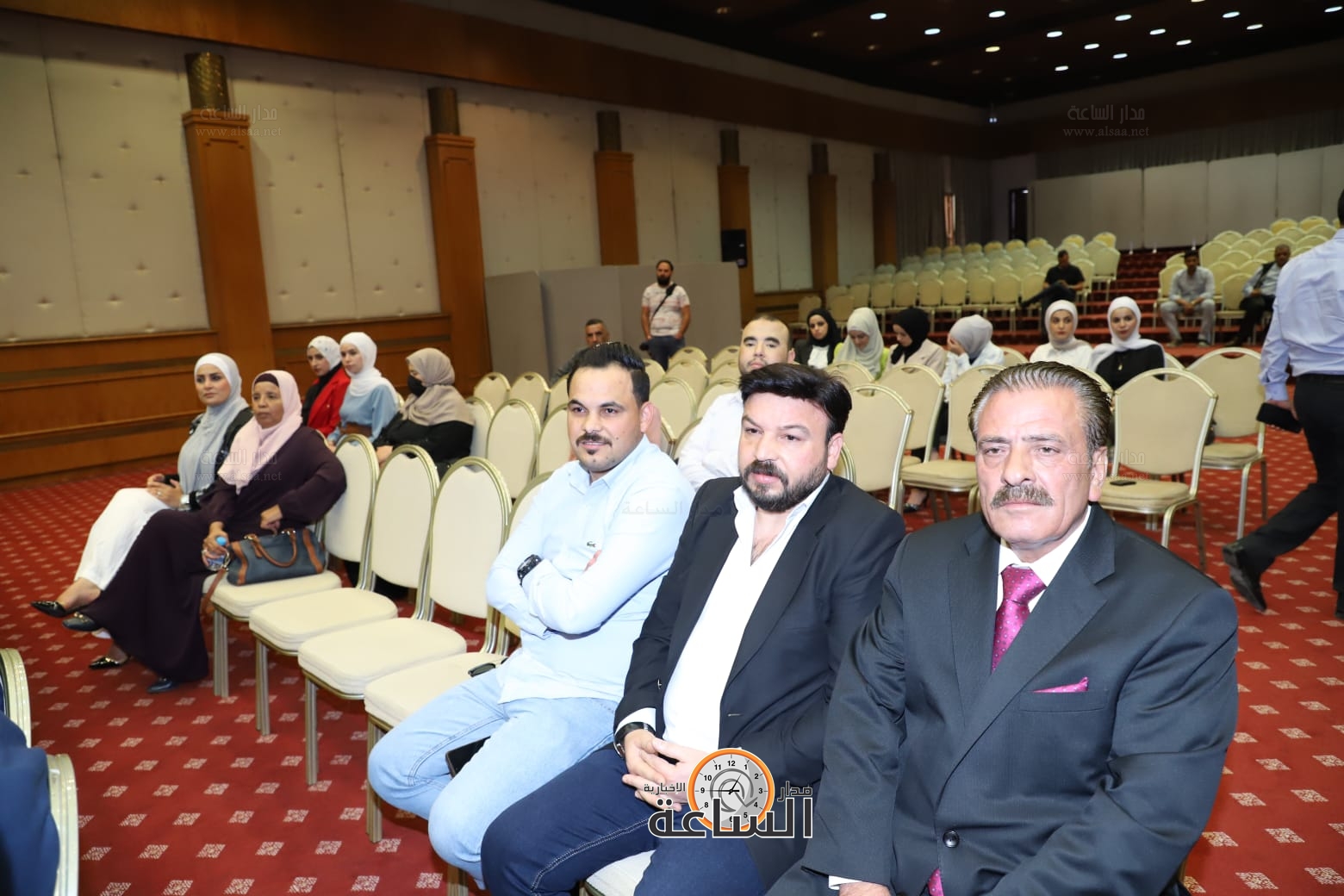 Madar Al-Saa Images 0.666027718953129