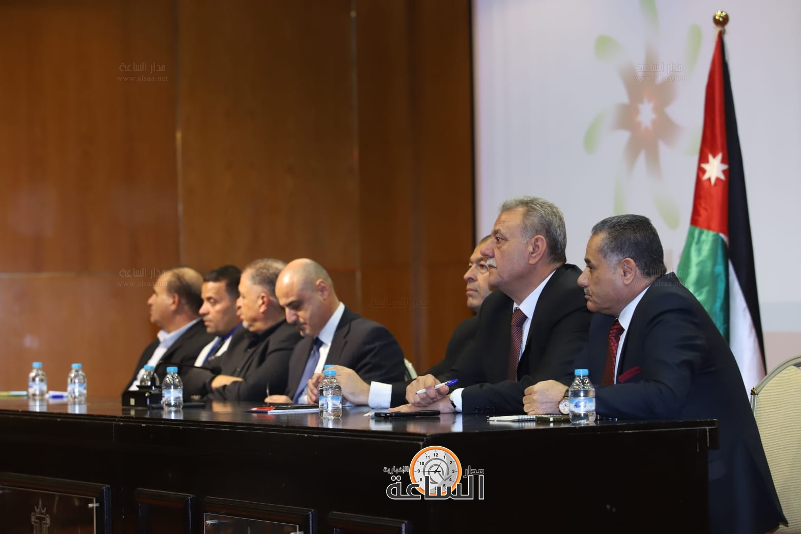 Madar Al-Saa Images 0.0005028907241930725