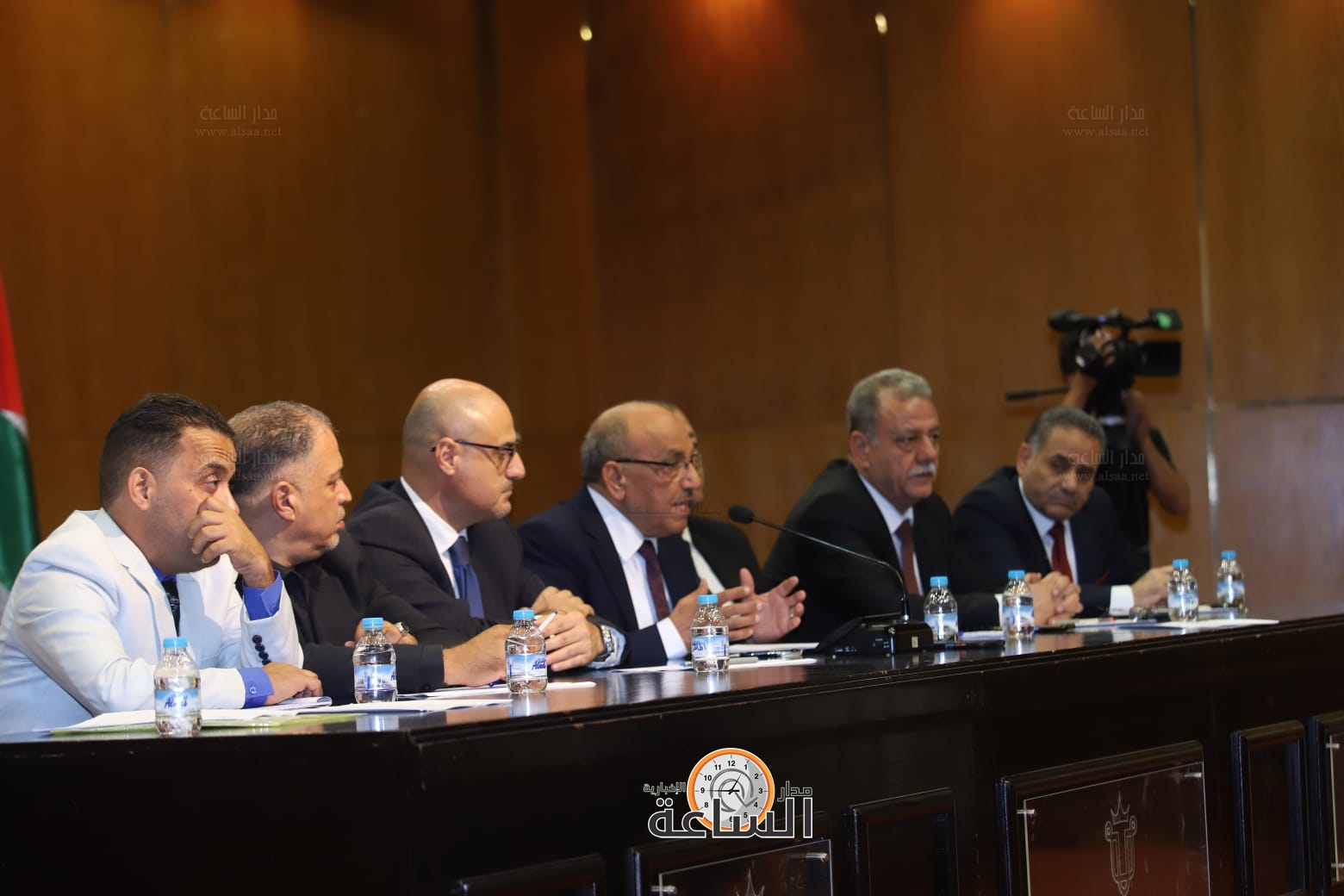 Madar Al-Saa Images 0.9747585392488203