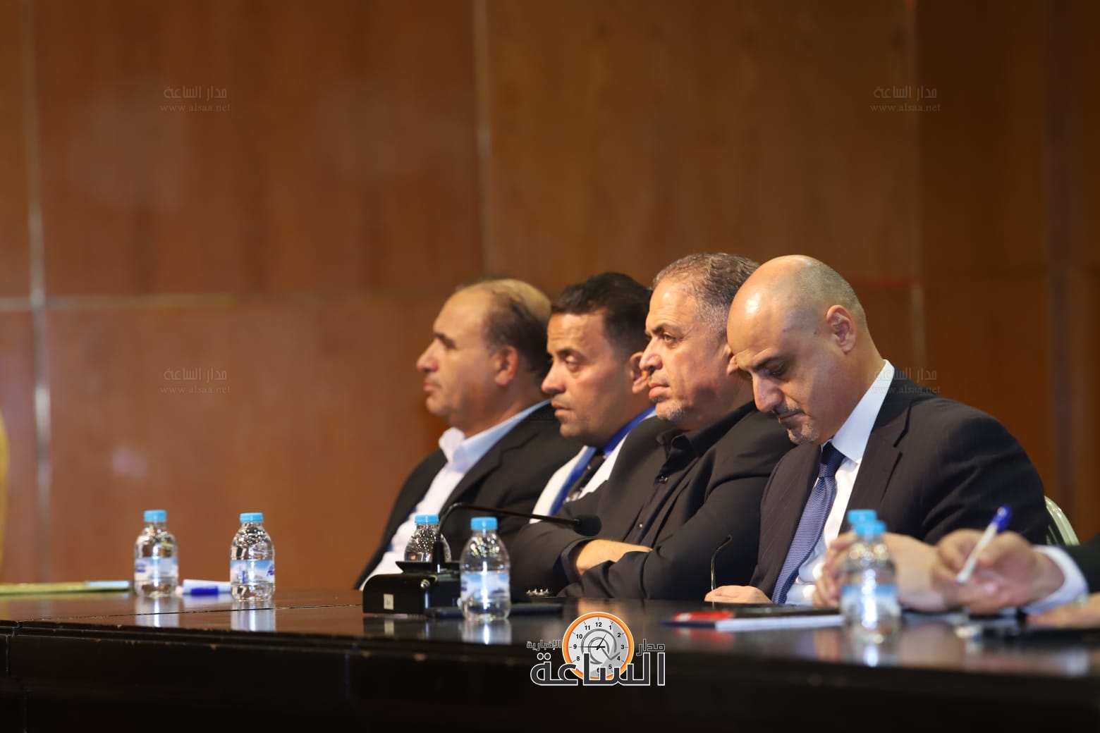 Madar Al-Saa Images 0.04232206652820736