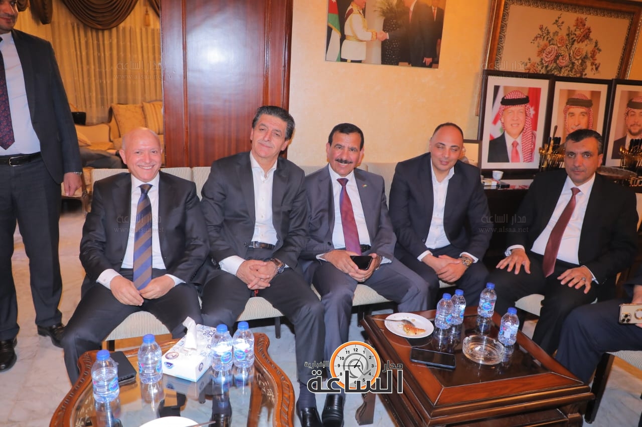 Madar Al-Saa Images 0.7707668570808999