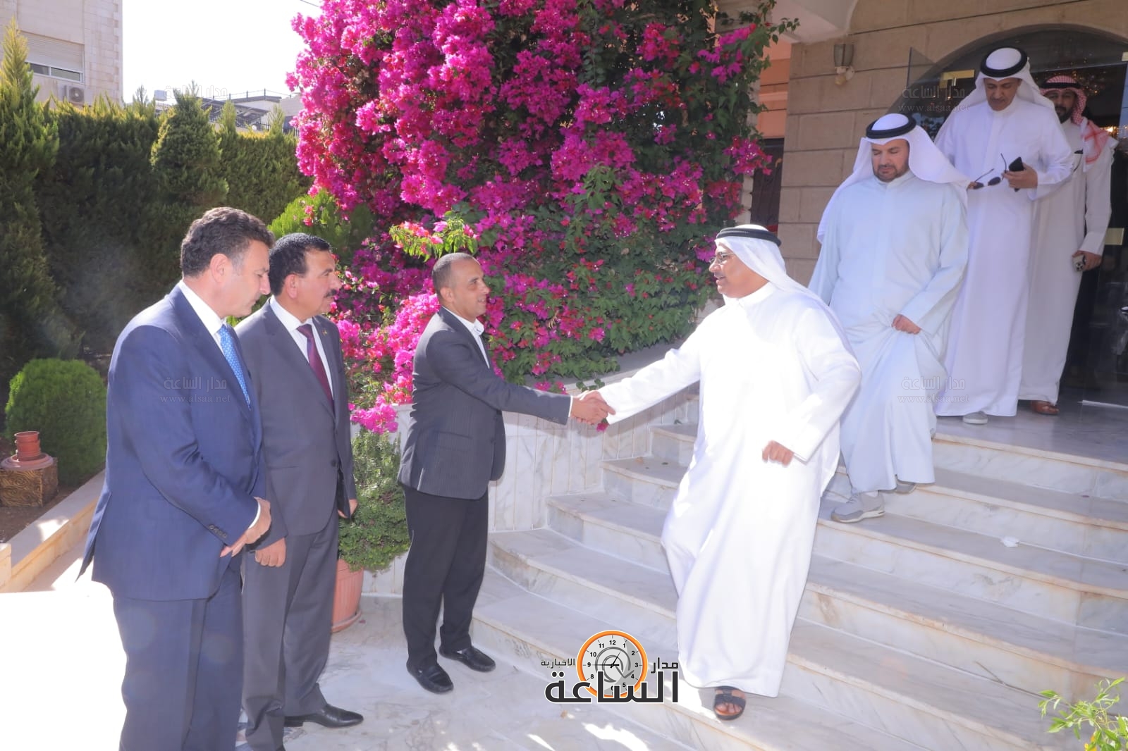 Madar Al-Saa Images 0.6020657587725486