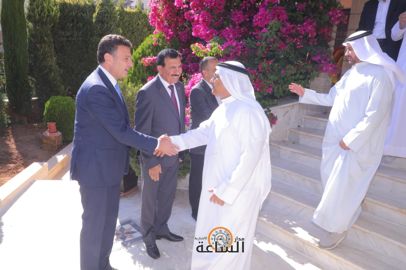 Madar Al-Saa Images 0.560676861835462