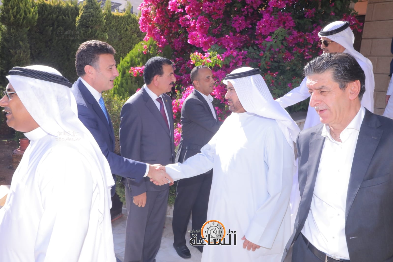 Madar Al-Saa Images 0.3077810950424841