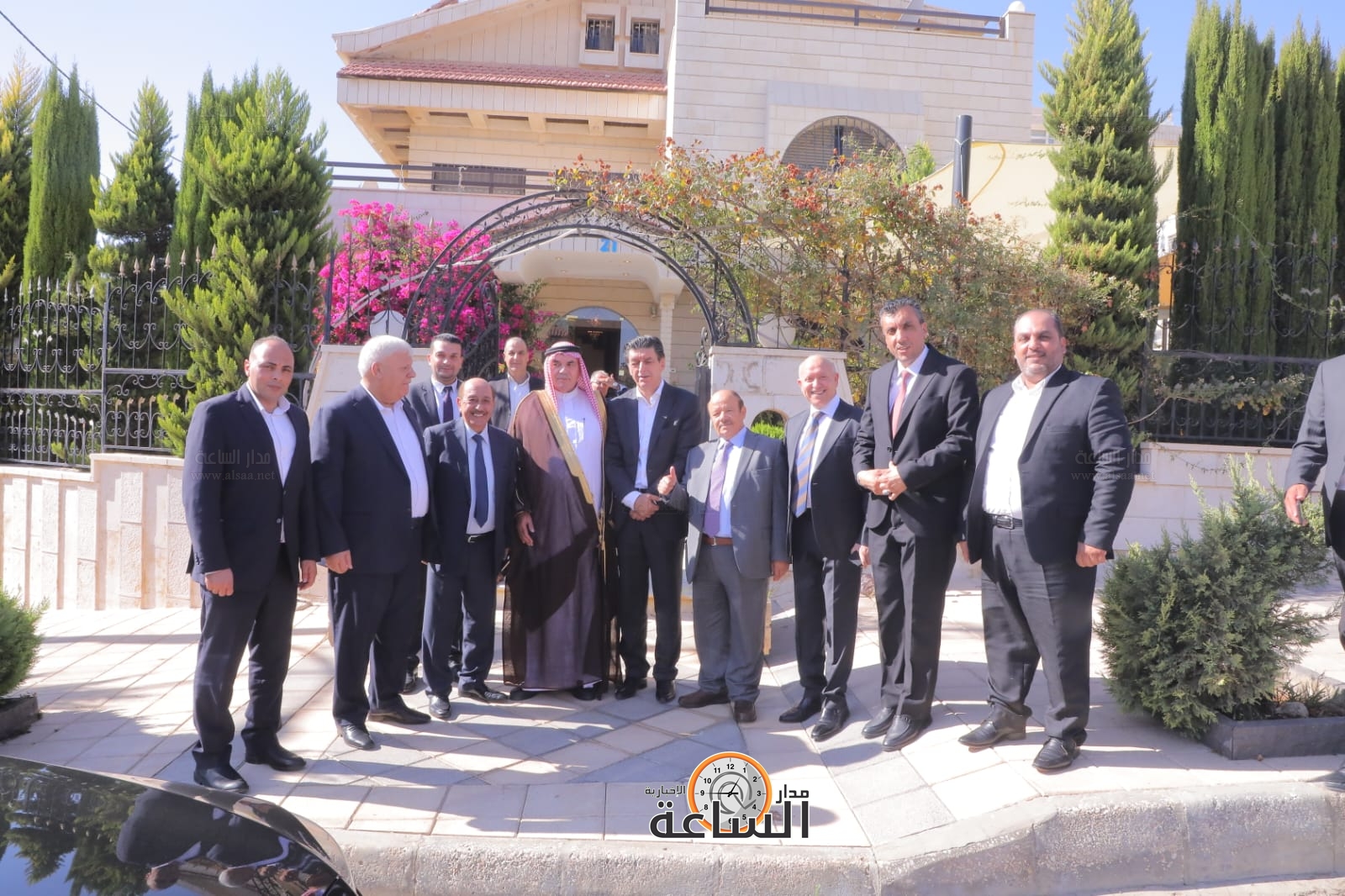 Madar Al-Saa Images 0.1908702195979457