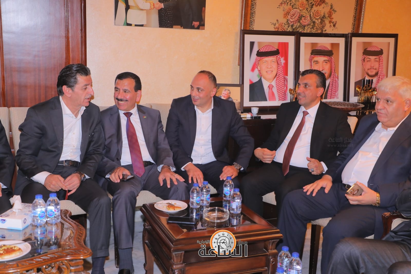 Madar Al-Saa Images 0.6102102280487389