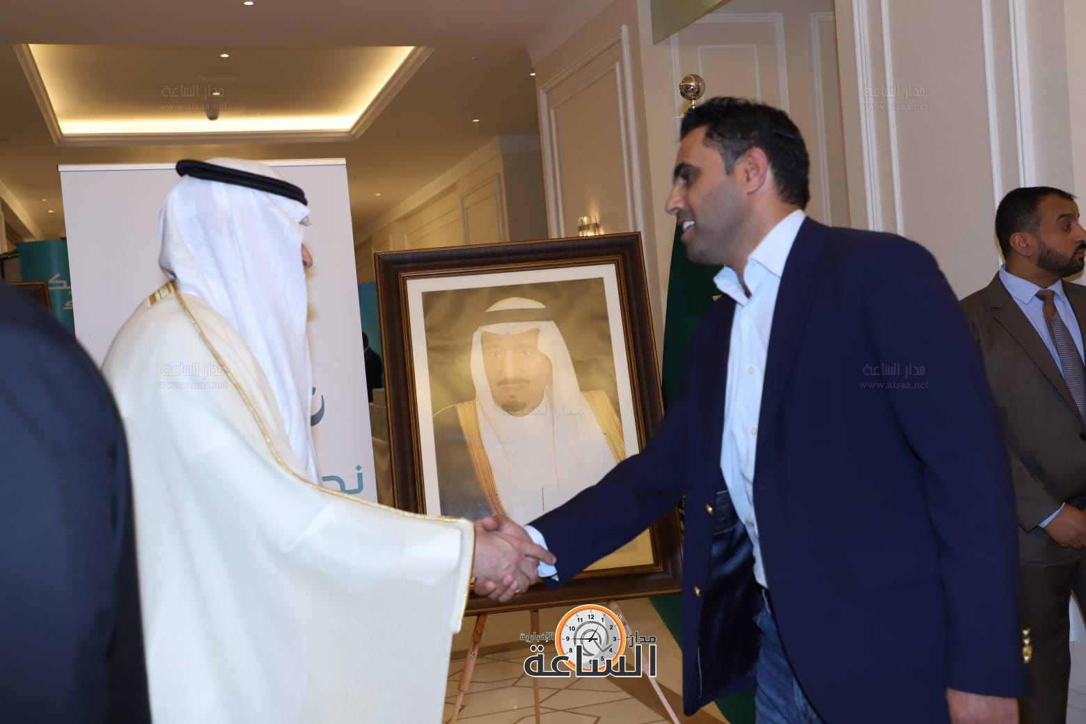 Madar Al-Saa Images 0.17571176965328372