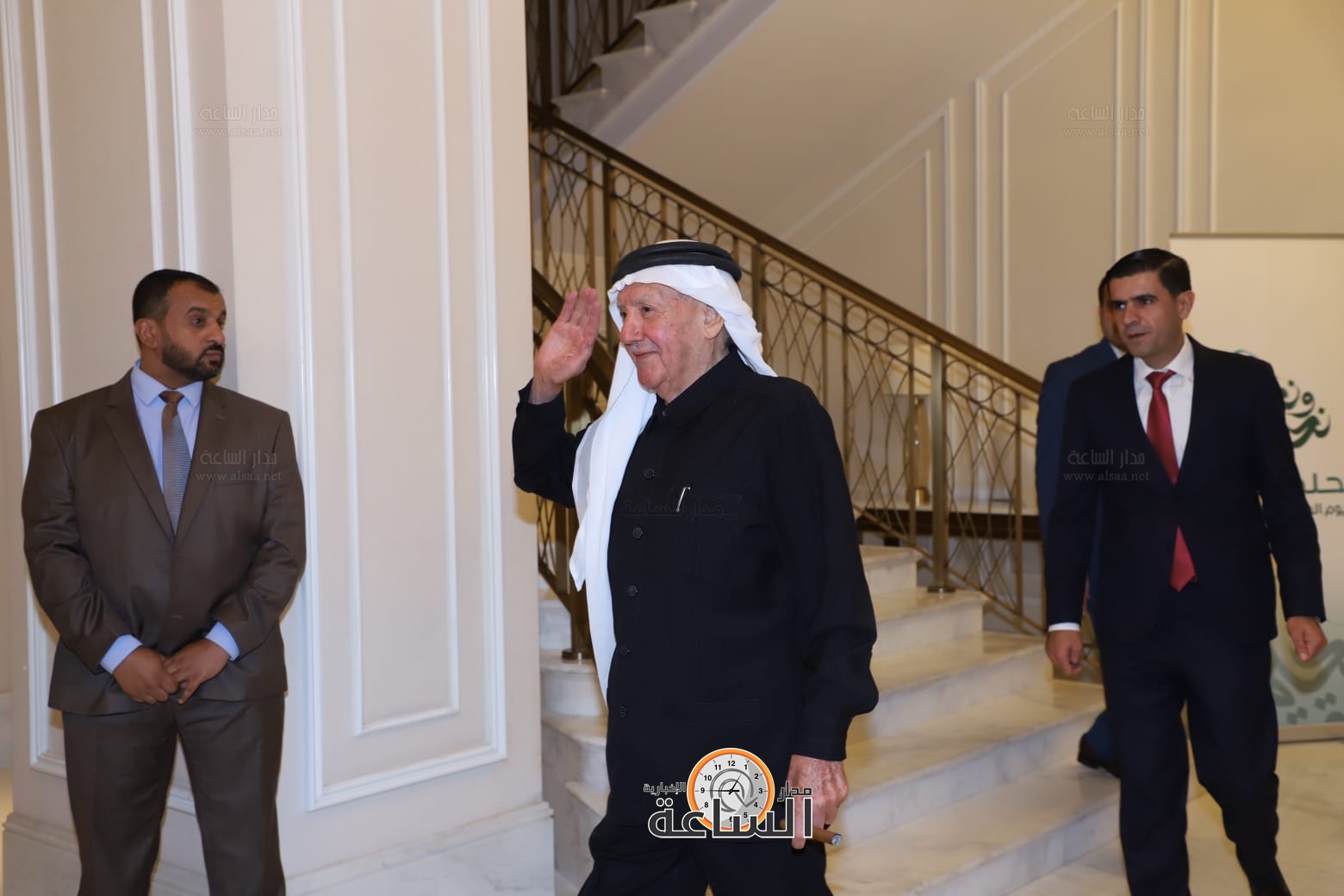 Madar Al-Saa Images 0.39562633884932175