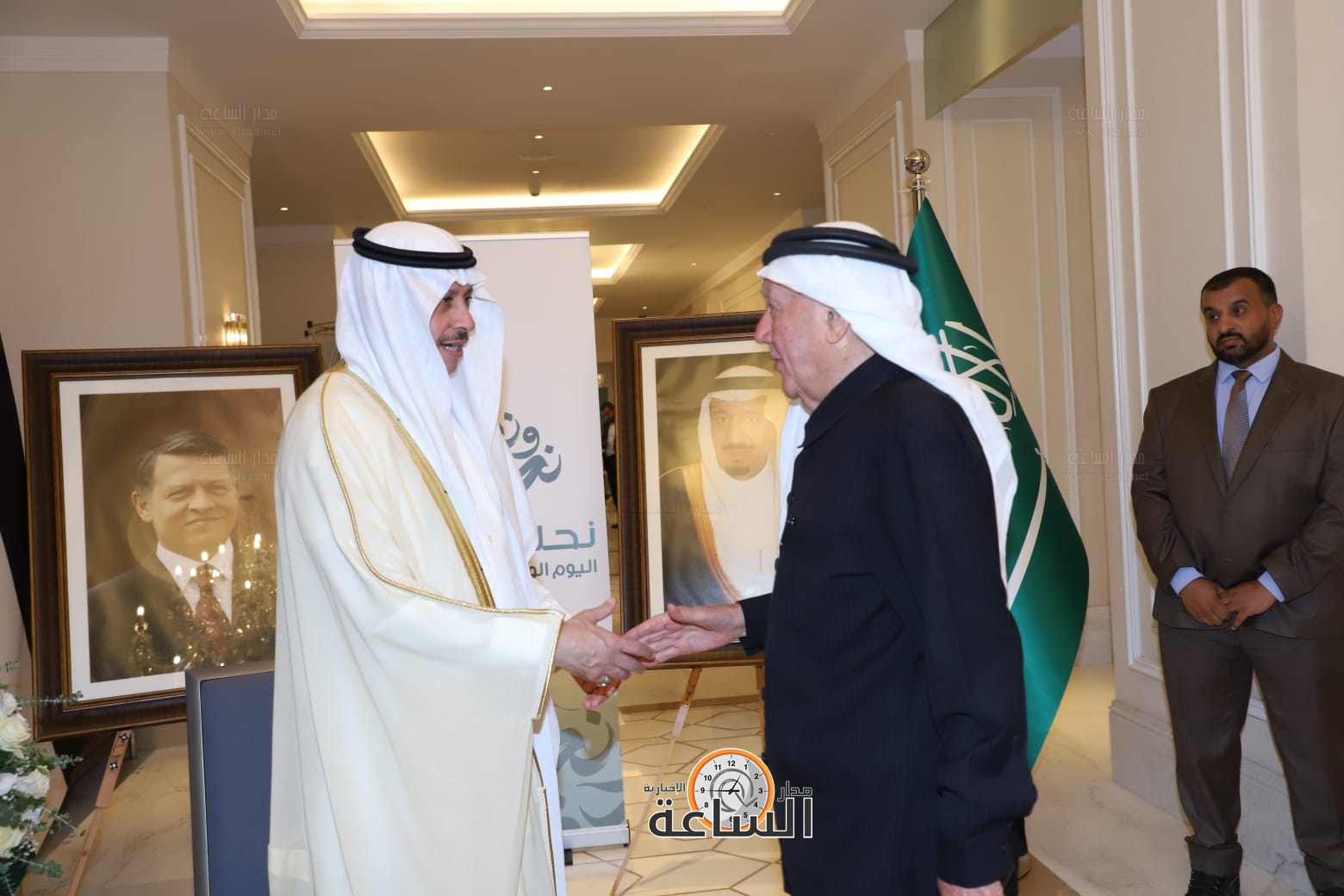 Madar Al-Saa Images 0.23552006642679602