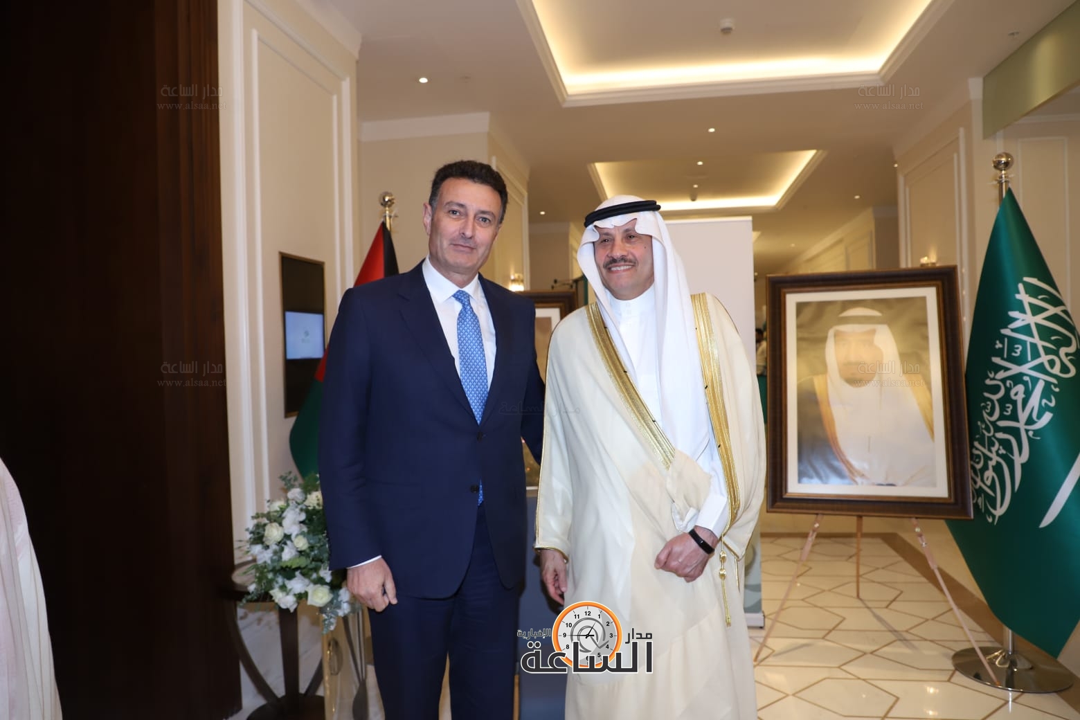 Madar Al-Saa Images 0.20086173655182726