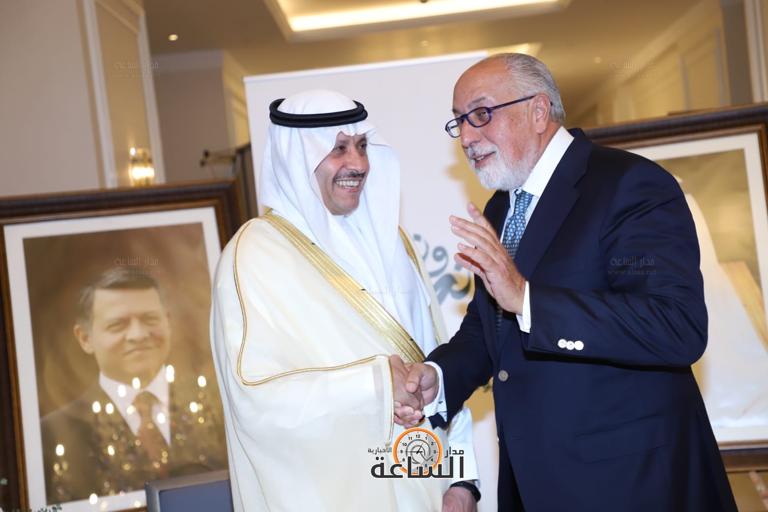 Madar Al-Saa Images 0.046669079151032467