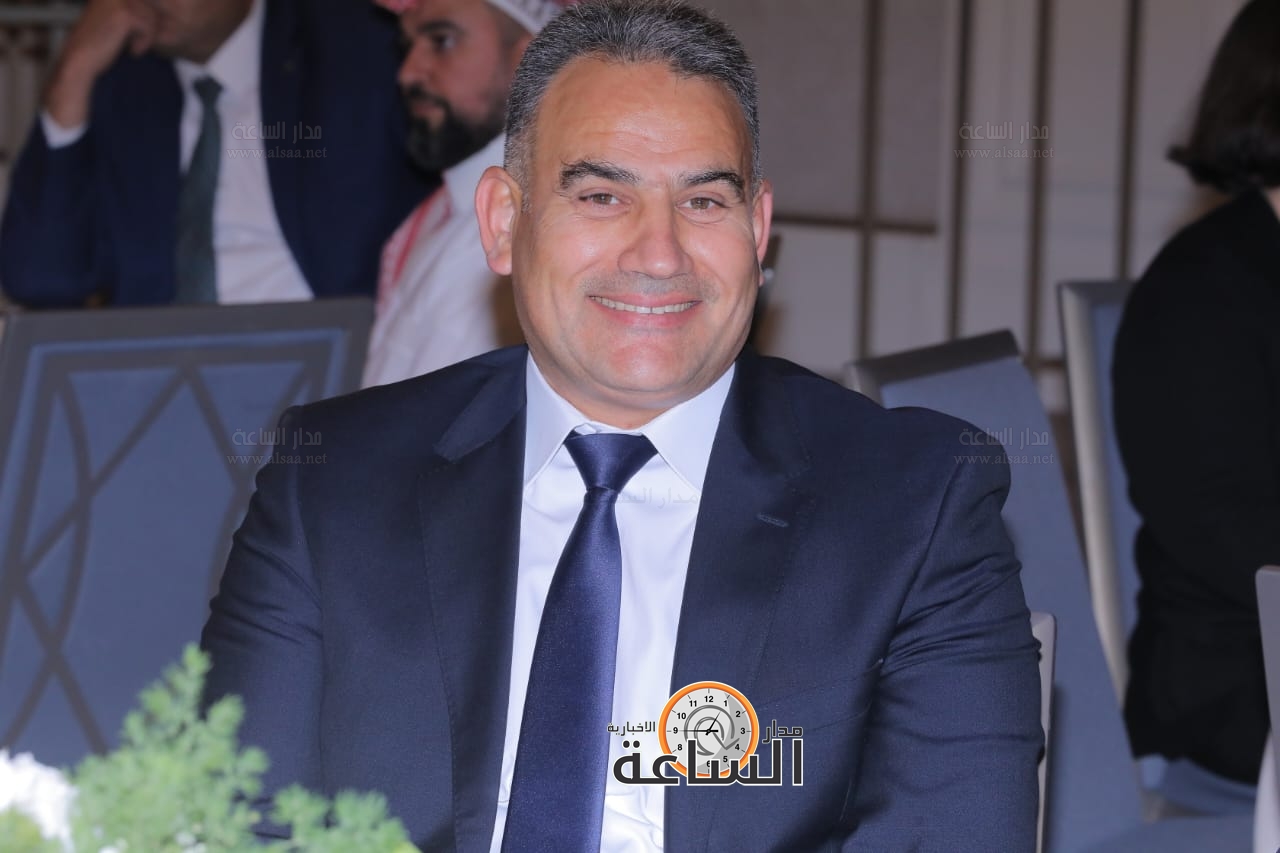 Madar Al-Saa Images 0.5381987993156772