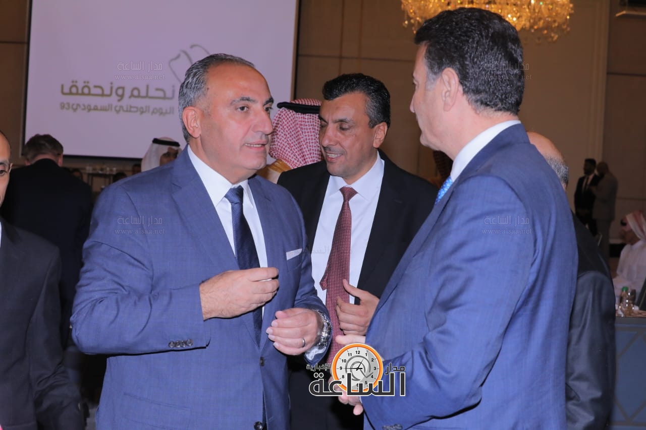 Madar Al-Saa Images 0.3070328290308839