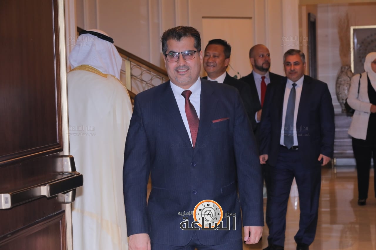 Madar Al-Saa Images 0.8178046073673926