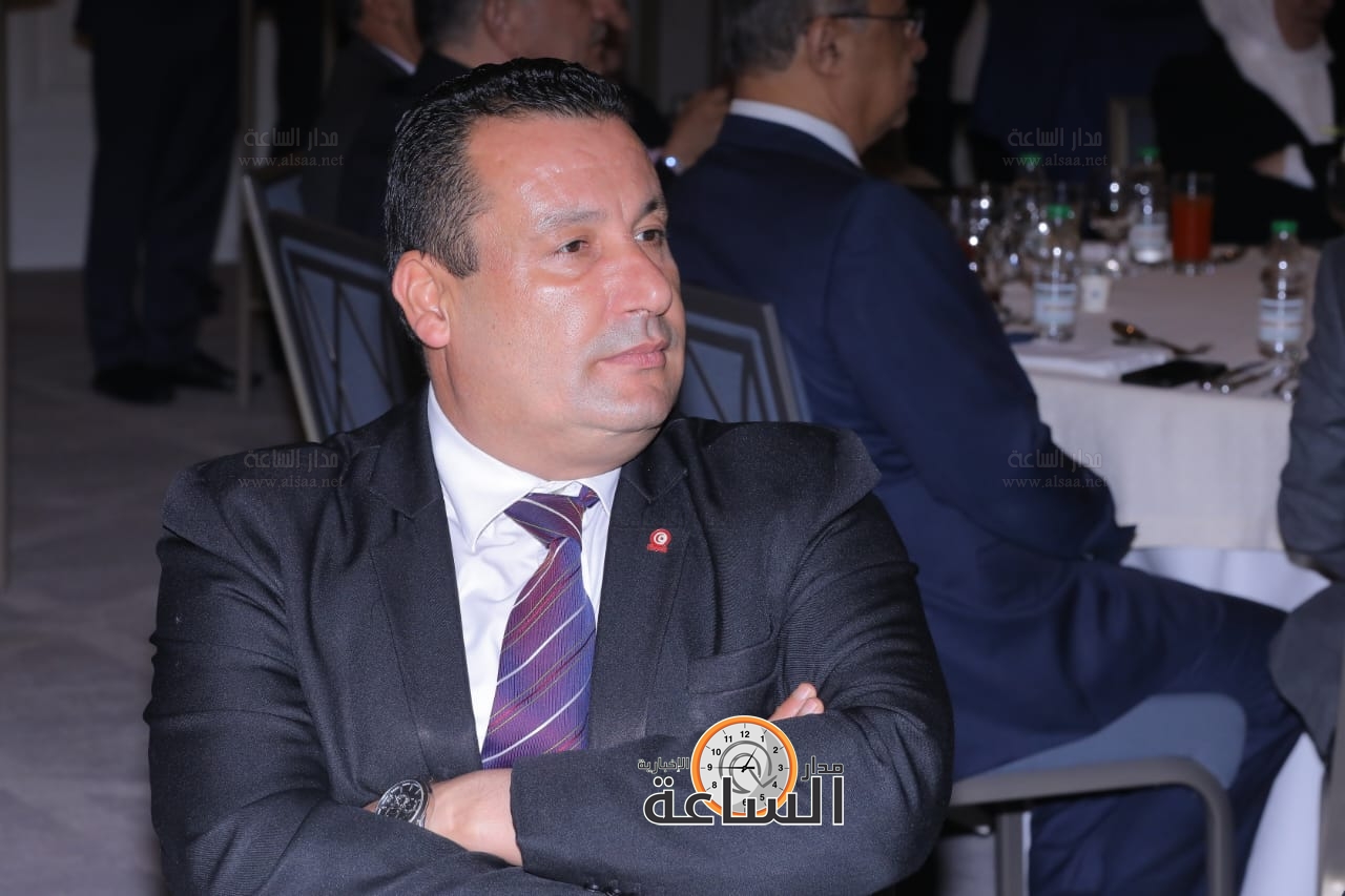 Madar Al-Saa Images 0.04096467645883739