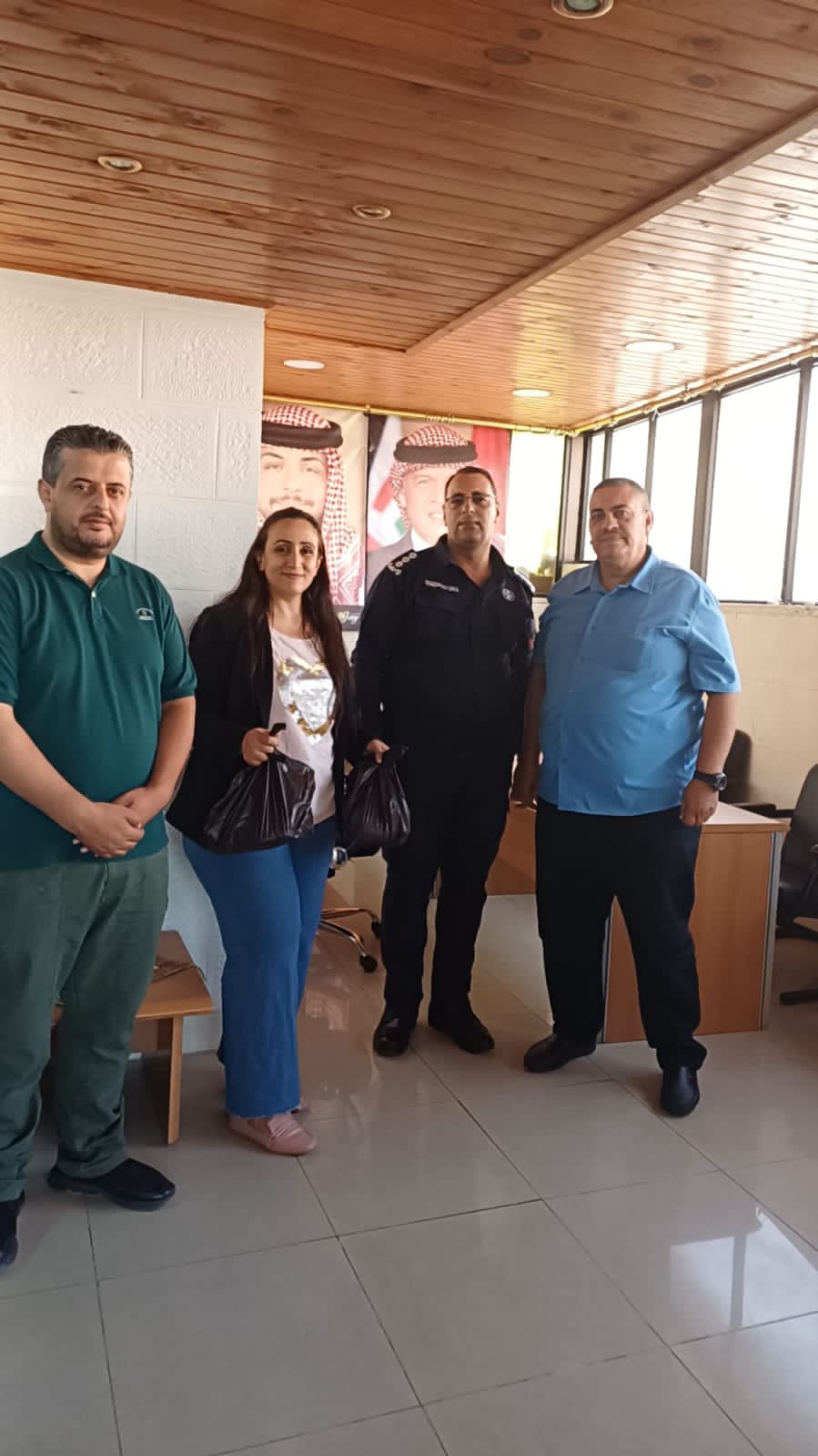 Madar Al-Saa Images 0.8820381061347922