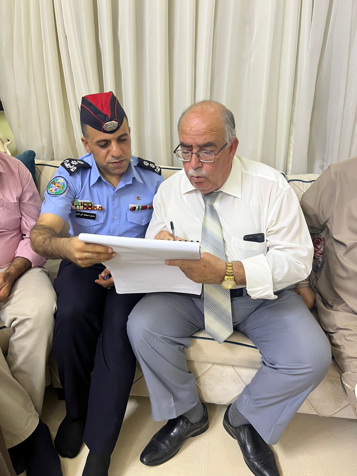 Madar Al-Saa Images 0.2836306049323081