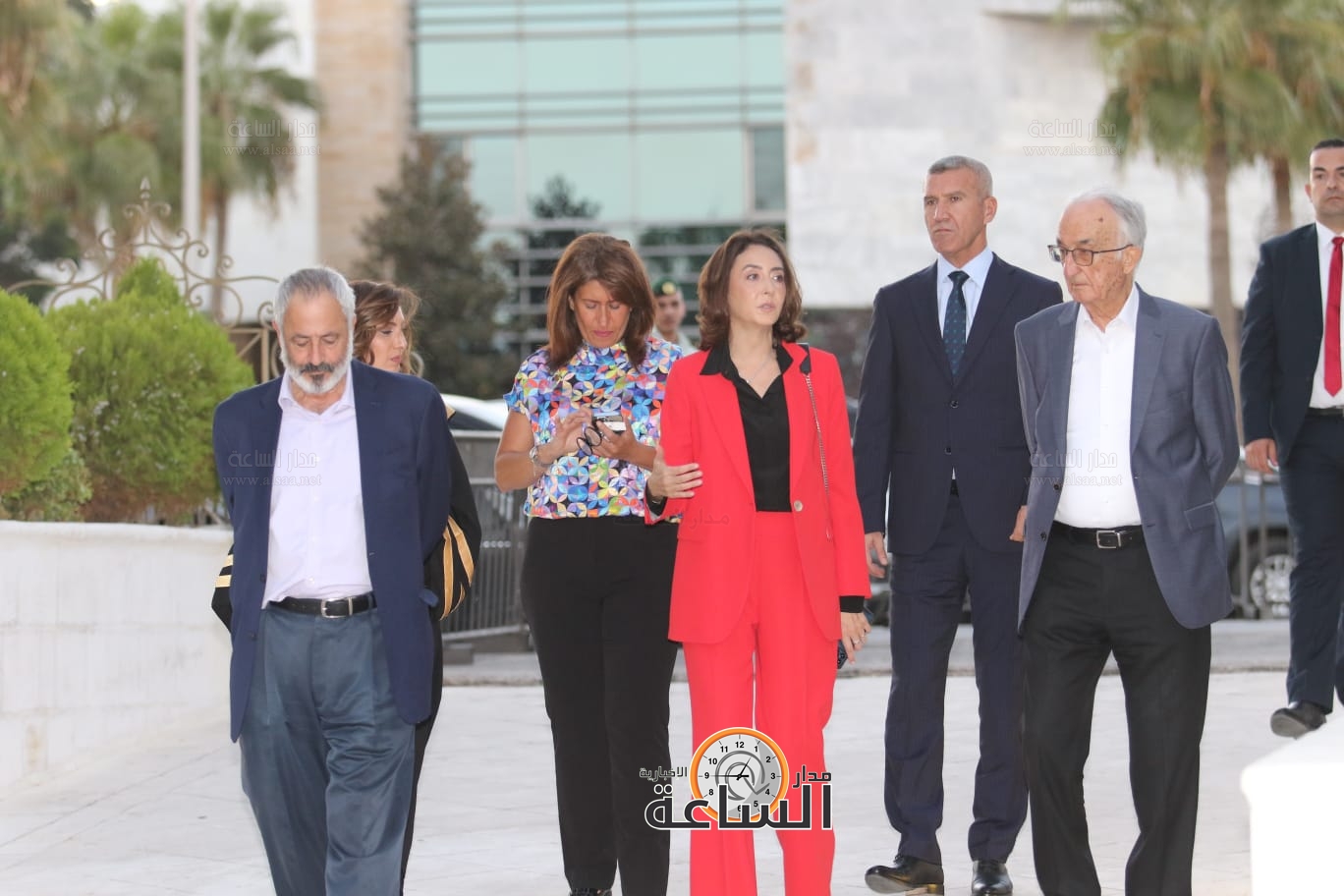 Madar Al-Saa Images 0.3894332062880035