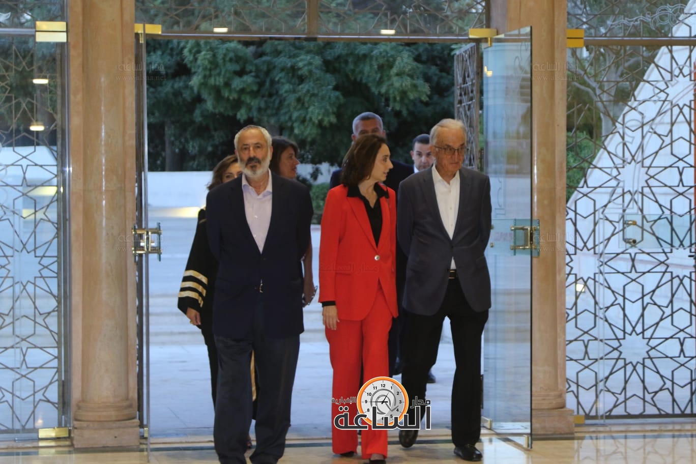 Madar Al-Saa Images 0.023433300700722803