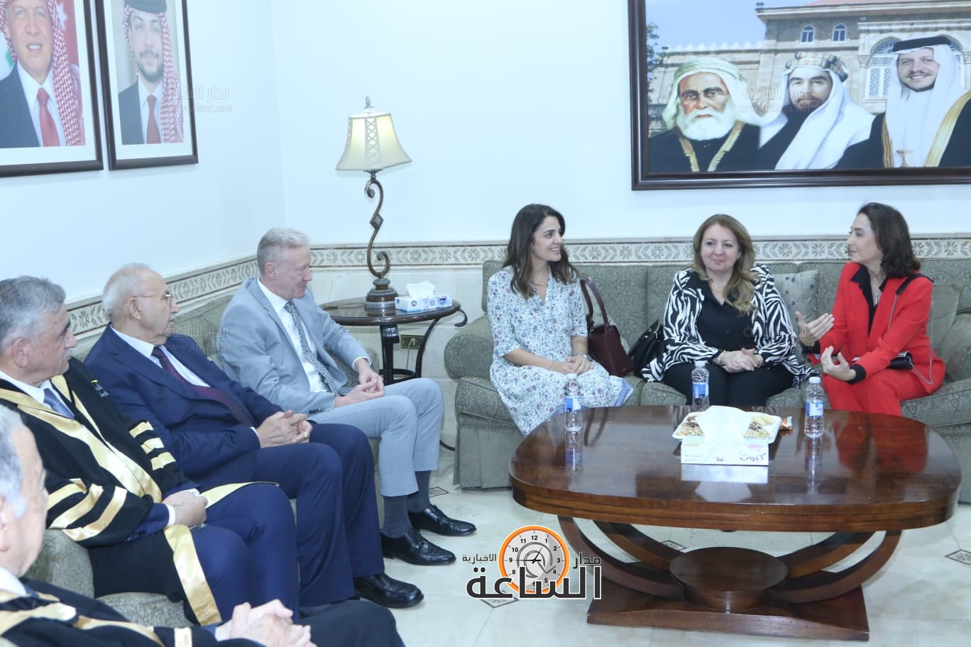 Madar Al-Saa Images 0.7867942993254855