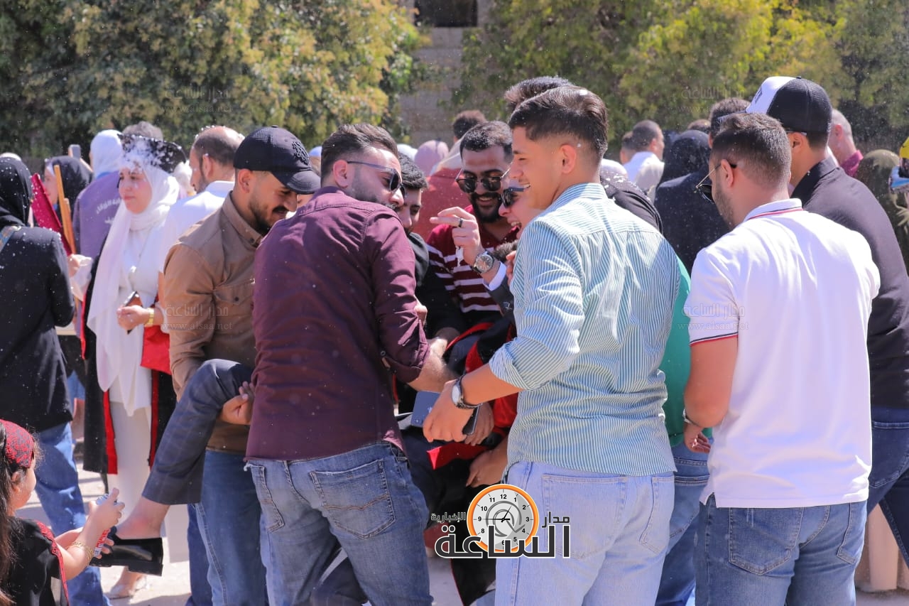 Madar Al-Saa Images 0.03895633061782844