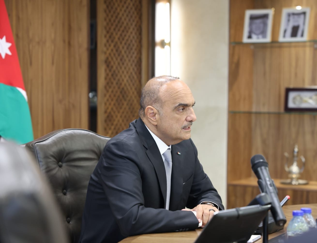 Madar Al-Saa Images 0.14651172272695745