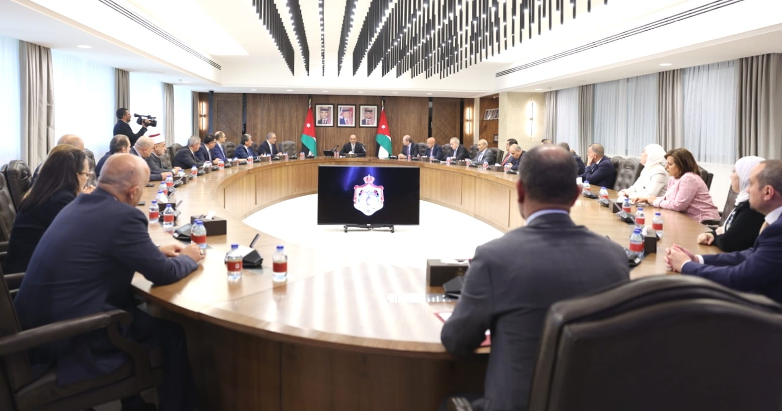 Madar Al-Saa Images 0.9459368430533708