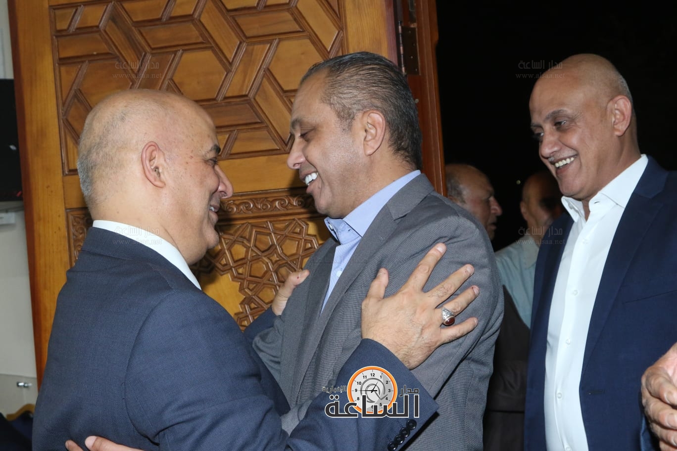 Madar Al-Saa Images 0.48355834318007584