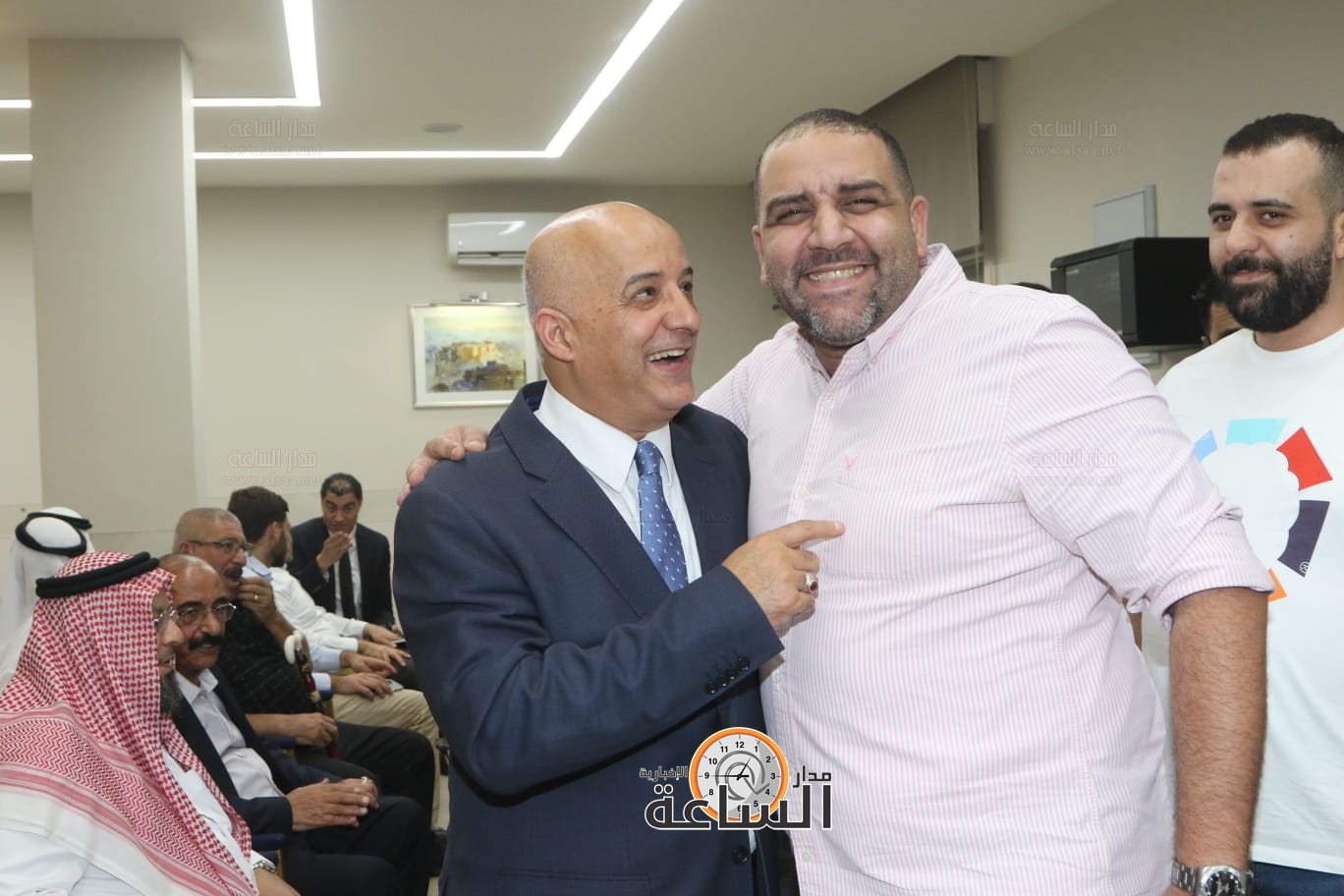 Madar Al-Saa Images 0.24342431519968377