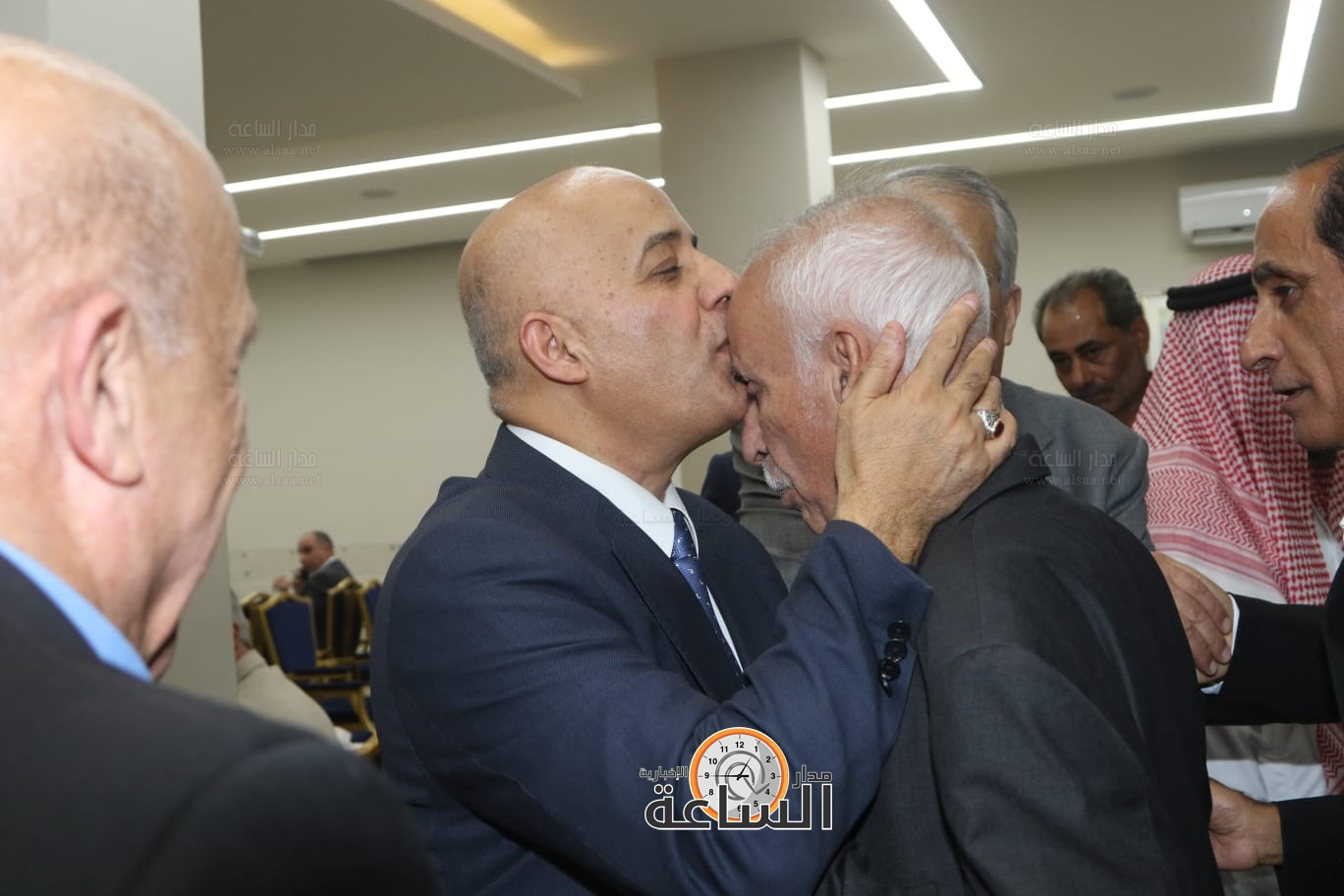 Madar Al-Saa Images 0.2868893382484674