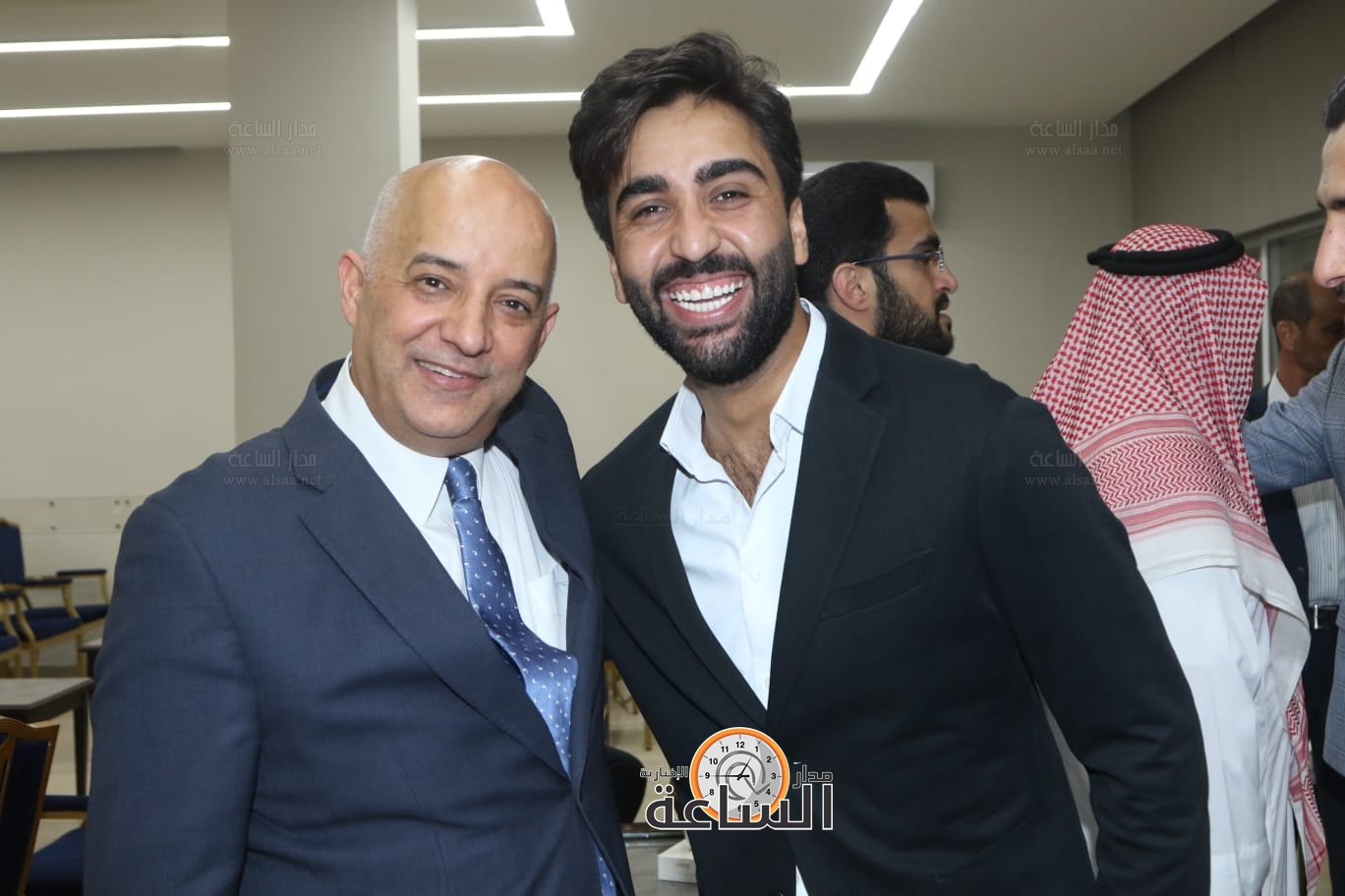 Madar Al-Saa Images 0.5014380339571758