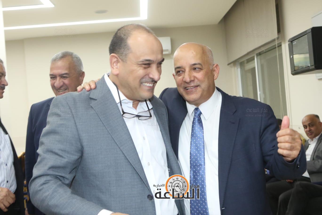 Madar Al-Saa Images 0.18685195236777097